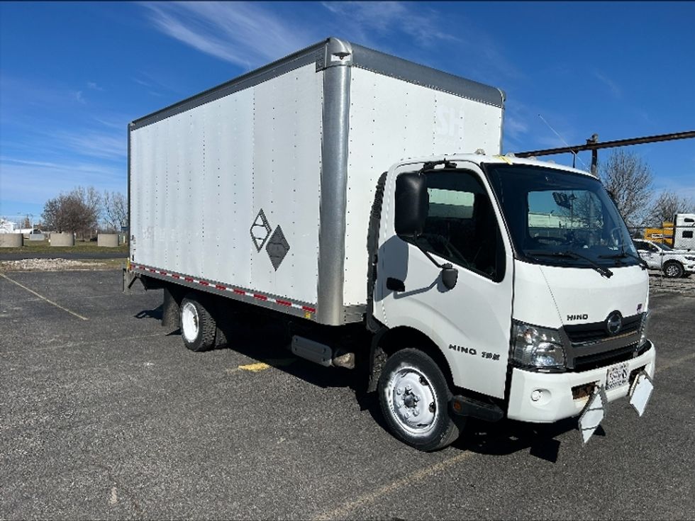 Medium Duty Box Truck-Light and Medium Duty Trucks-Hino-2019-195-Fredonia-NY-123,743\n\t\tmiles-$ 36,750 - Image 1