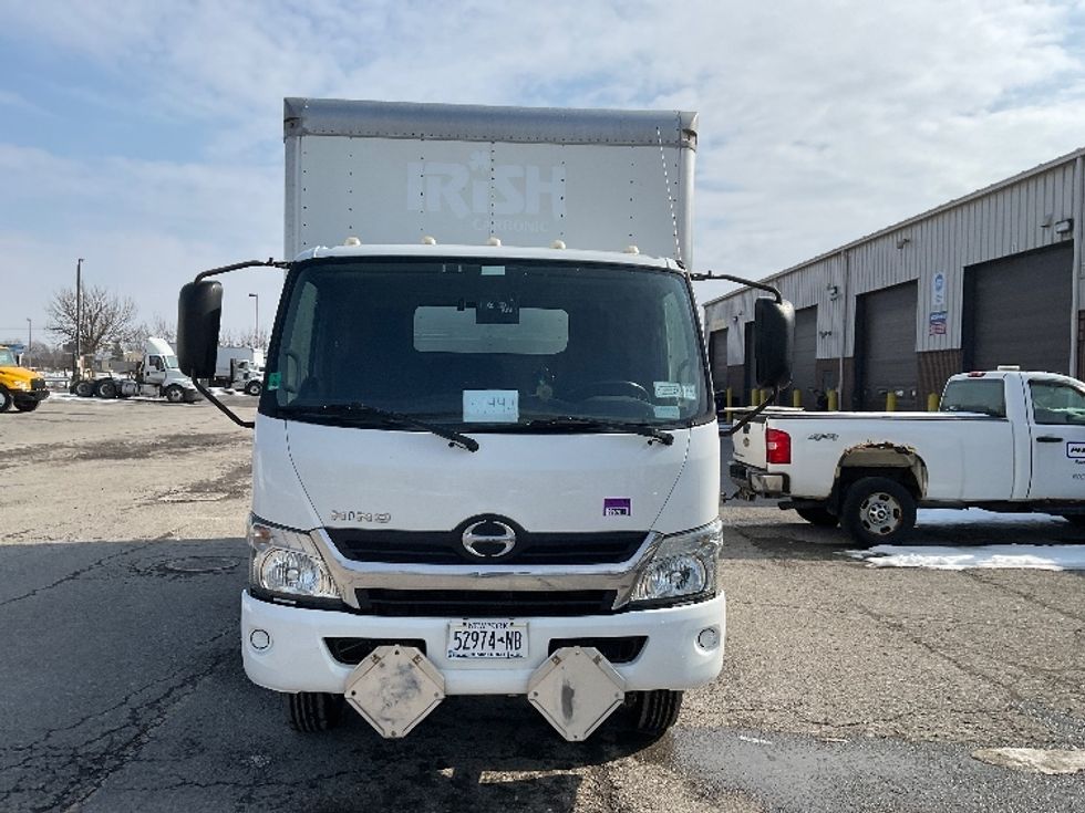 Medium Duty Box Truck-Light and Medium Duty Trucks-Hino-2019-195-Fredonia-NY-123,743\n\t\tmiles-$ 36,750 - Image 2