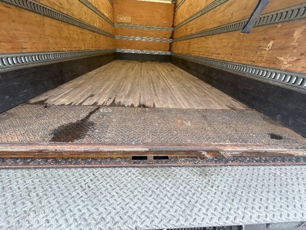 Medium Duty Box Truck-Light and Medium Duty Trucks-Hino-2019-195-Jessup-MD-102,903\n\t\tmiles-$ 41,500 - Image 10