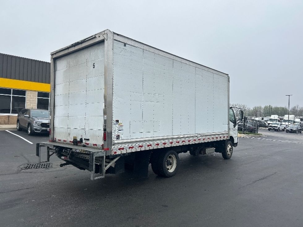 Medium Duty Box Truck-Light and Medium Duty Trucks-Hino-2019-195-Jessup-MD-102,903\n\t\tmiles-$ 41,500 - Image 13