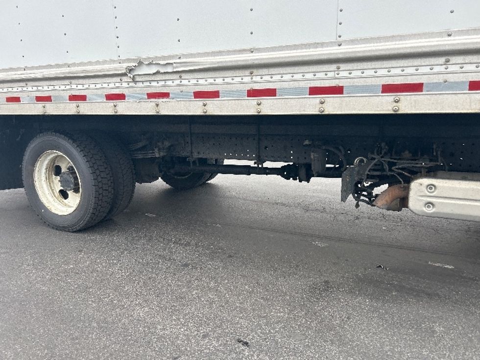 Medium Duty Box Truck-Light and Medium Duty Trucks-Hino-2019-195-Jessup-MD-102,903\n\t\tmiles-$ 41,500 - Image 14