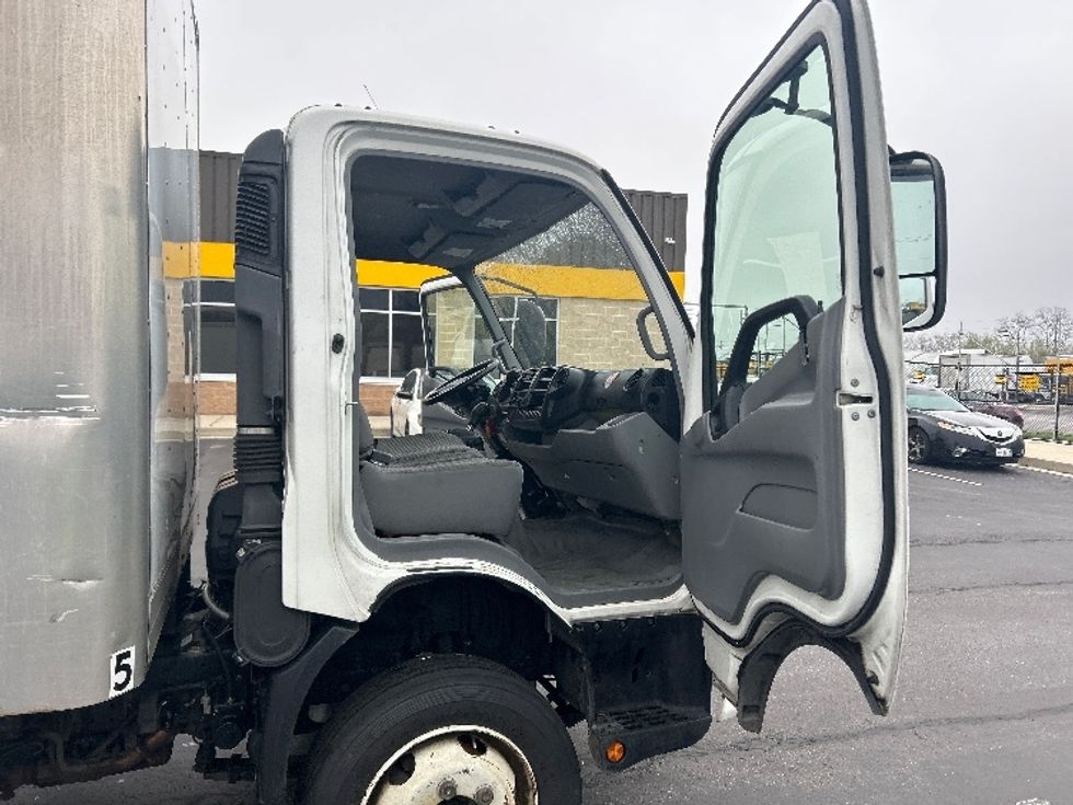 Medium Duty Box Truck-Light and Medium Duty Trucks-Hino-2019-195-Jessup-MD-102,903\n\t\tmiles-$ 41,500 - Image 20