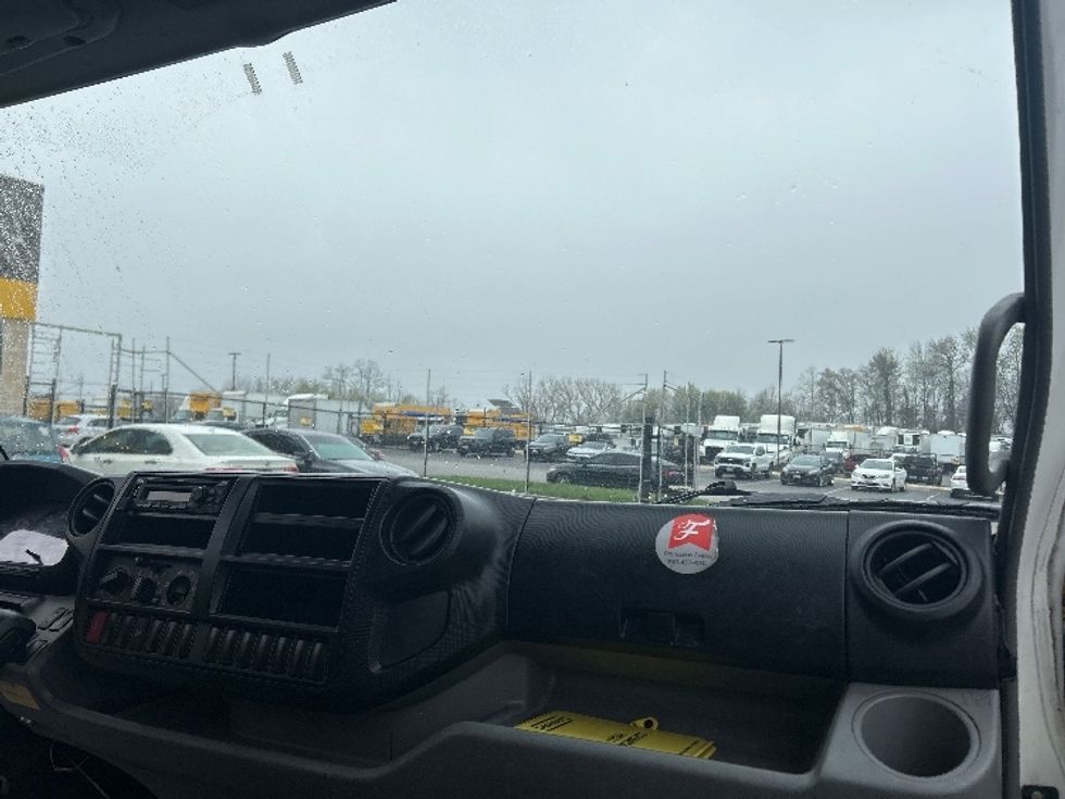 Medium Duty Box Truck-Light and Medium Duty Trucks-Hino-2019-195-Jessup-MD-102,903\n\t\tmiles-$ 41,500 - Image 21