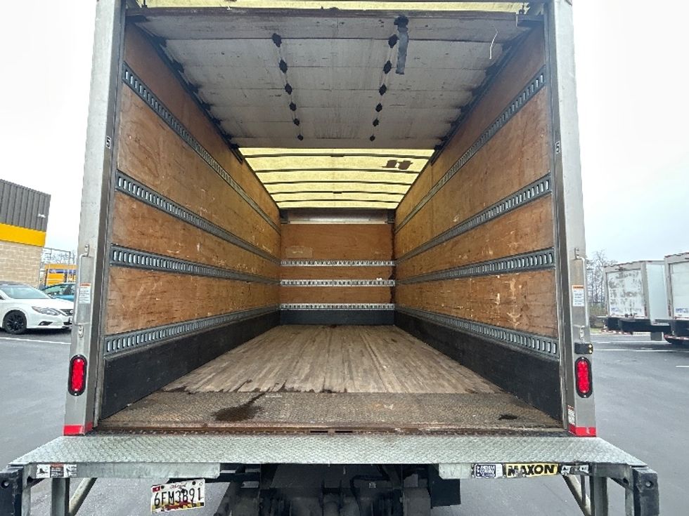 Medium Duty Box Truck-Light and Medium Duty Trucks-Hino-2019-195-Jessup-MD-102,903\n\t\tmiles-$ 41,500 - Image 8