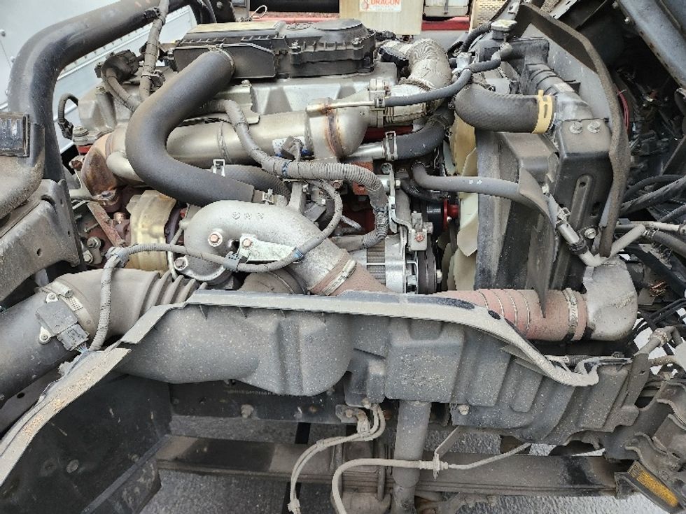 Medium Duty Box Truck-Light and Medium Duty Trucks-Hino-2019-195-Kent-WA-85,849\n\t\tmiles-$ 44,750 - Image 23