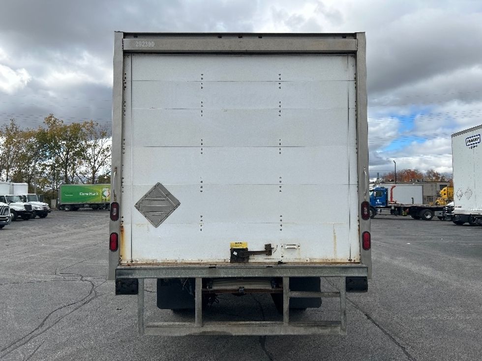 Medium Duty Box Truck-Light and Medium Duty Trucks-Hino-2019-195-London-ON-208,171\n\t\tkm-$ 52,750 - Image 7