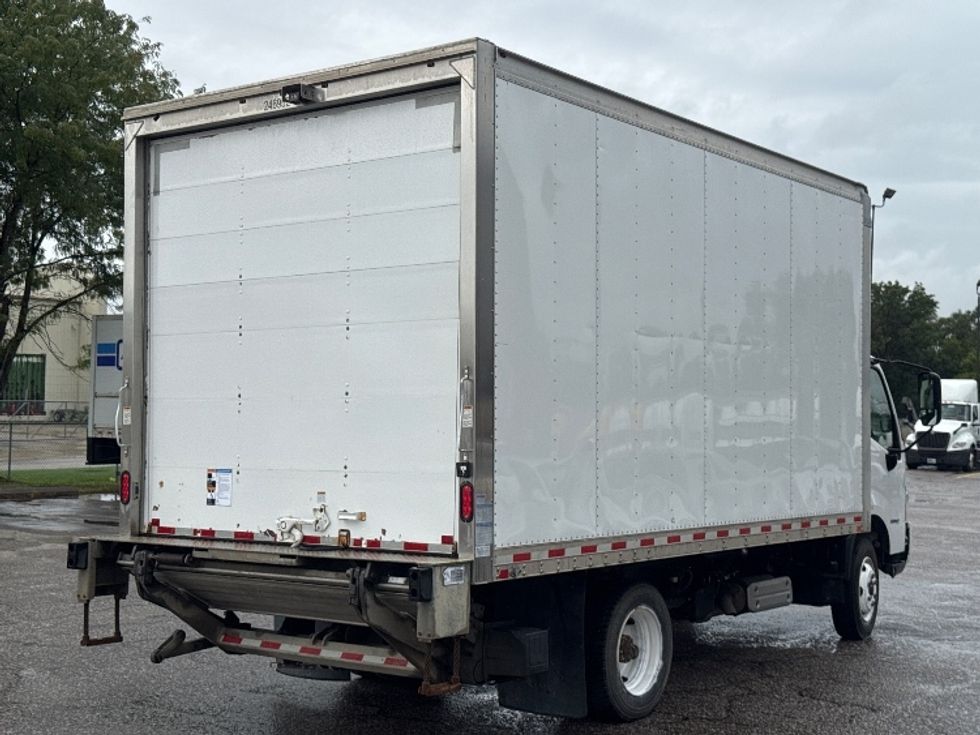 Medium Duty Box Truck-Light and Medium Duty Trucks-Hino-2019-195-Omaha-NE-96,682\n\t\tmiles-$ 38,000 - Image 13