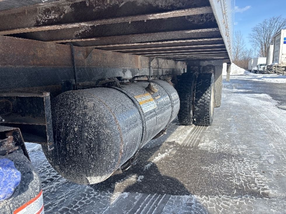 Medium Duty Box Truck-Light and Medium Duty Trucks-Hino-2019-195-Ottawa-ON-122,448\n\t\tkm-$ 62,750 - Image 5