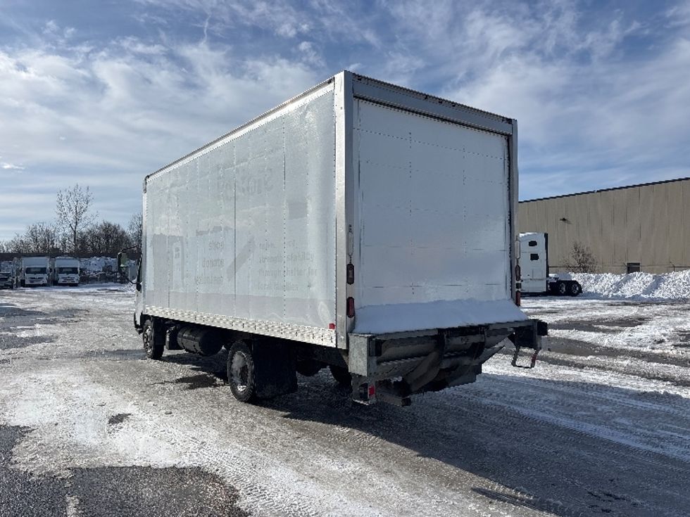 Medium Duty Box Truck-Light and Medium Duty Trucks-Hino-2019-195-Ottawa-ON-122,448\n\t\tkm-$ 62,750 - Image 6