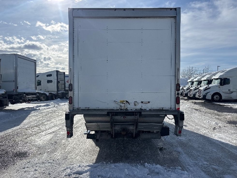 Medium Duty Box Truck-Light and Medium Duty Trucks-Hino-2019-195-Ottawa-ON-122,448\n\t\tkm-$ 62,750 - Image 7