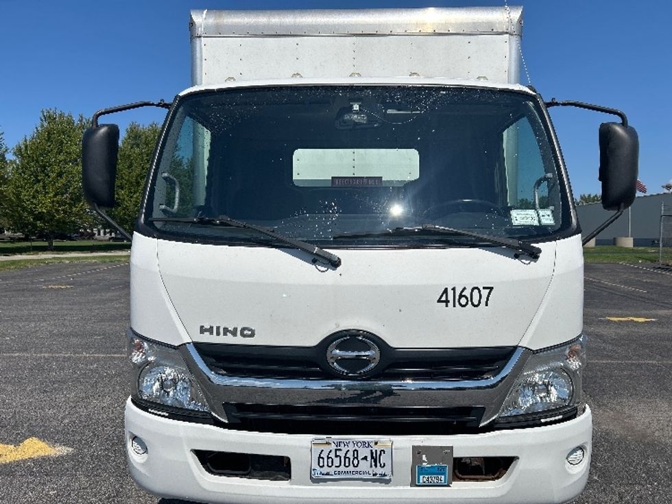 Medium Duty Box Truck-Light and Medium Duty Trucks-Hino-2019-195-Rochester-NY-147,820\n\t\tmiles-$ 33,500 - Image 2
