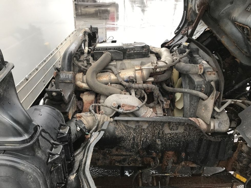 Medium Duty Box Truck-Light and Medium Duty Trucks-Hino-2019-195-Watertown-NY-215,436\n\t\tmiles-$ 21,000 - Image 23