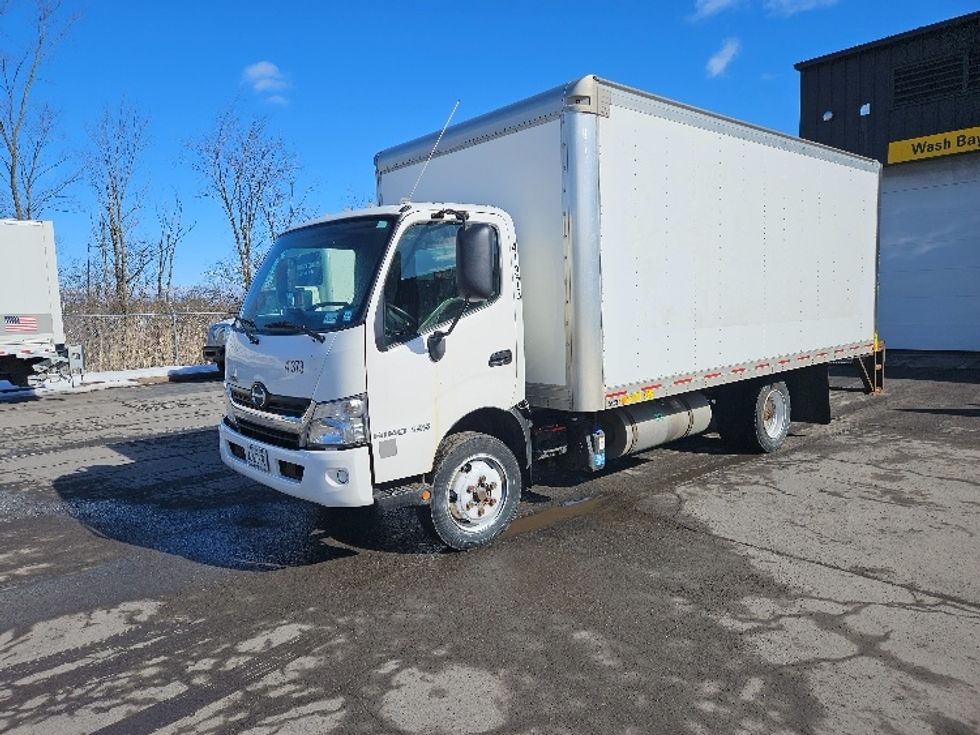 Medium Duty Box Truck-Light and Medium Duty Trucks-Hino-2019-195-Watertown-NY-215,436\n\t\tmiles-$ 21,000 - Image 3