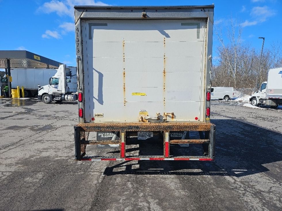 Medium Duty Box Truck-Light and Medium Duty Trucks-Hino-2019-195-Watertown-NY-215,436\n\t\tmiles-$ 21,000 - Image 7