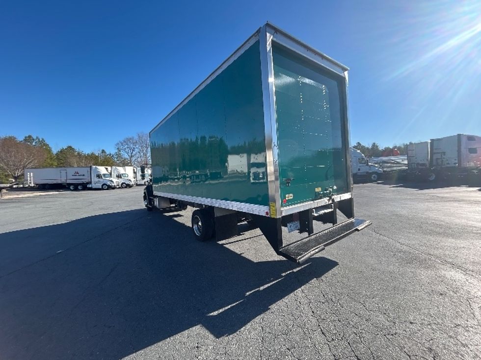 Medium Duty Box Truck-Light and Medium Duty Trucks-Hino-2019-258LP-Greensboro-NC-124,846\n\t\tmiles-$ 44,750 - Image 6