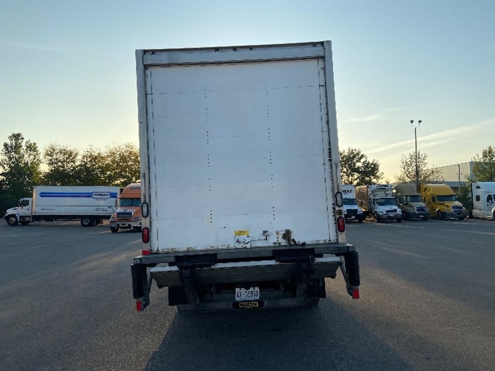 Medium Duty Box Truck-Light and Medium Duty Trucks-Hino-2019-258LP-Mississauga-ON-190,328\n\t\tkm-$ 63,500 - Image 7