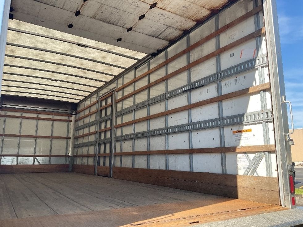 Medium Duty Box Truck-Light and Medium Duty Trucks-Hino-2019-268-Akron-OH-157,657\n\t\tmiles-$ 54,000 - Image 12