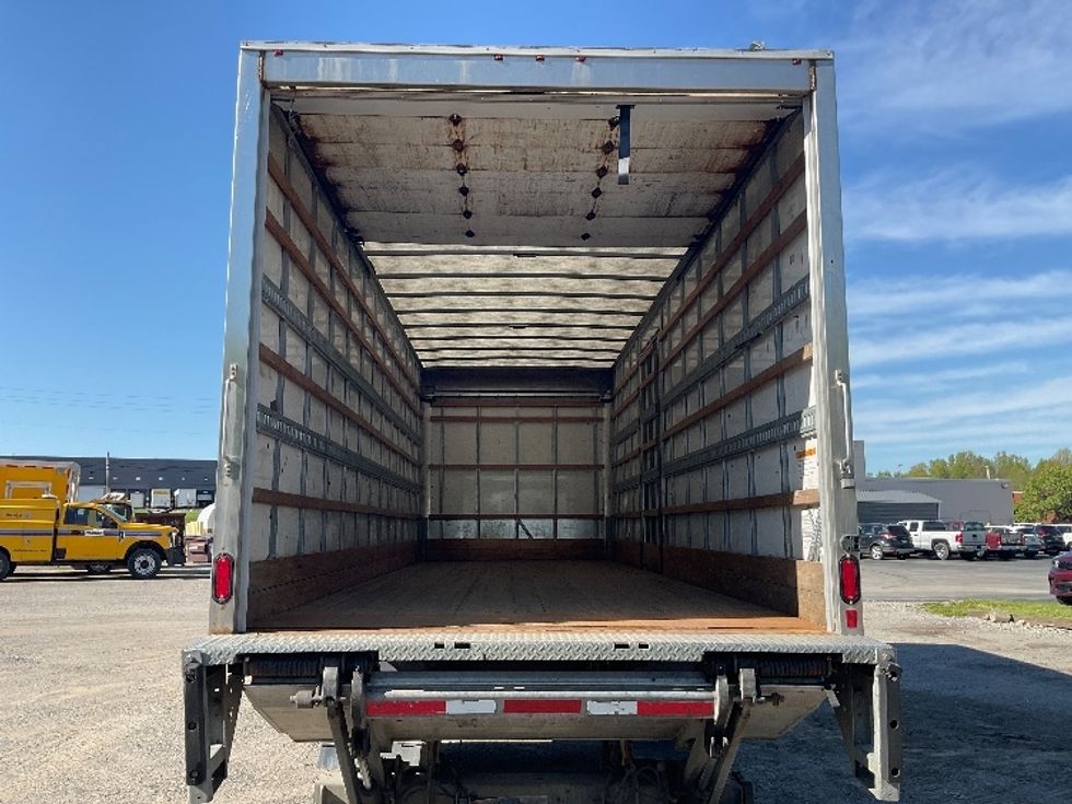 Medium Duty Box Truck-Light and Medium Duty Trucks-Hino-2019-268-Akron-OH-157,657\n\t\tmiles-$ 54,000 - Image 8
