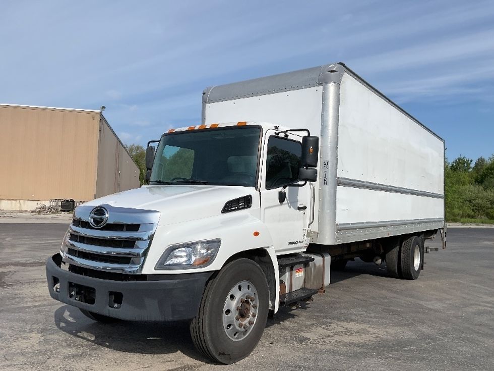 Medium Duty Box Truck-Light and Medium Duty Trucks-Hino-2019-268-Akron-OH-166,576\n\t\tmiles-$ 49,750 - Image 3