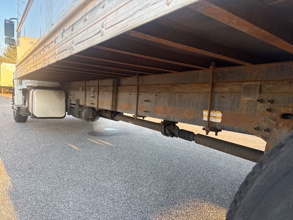 Medium Duty Box Truck-Light and Medium Duty Trucks-Hino-2019-268-Akron-OH-166,608\n\t\tmiles-$ 53,750 - Image 5