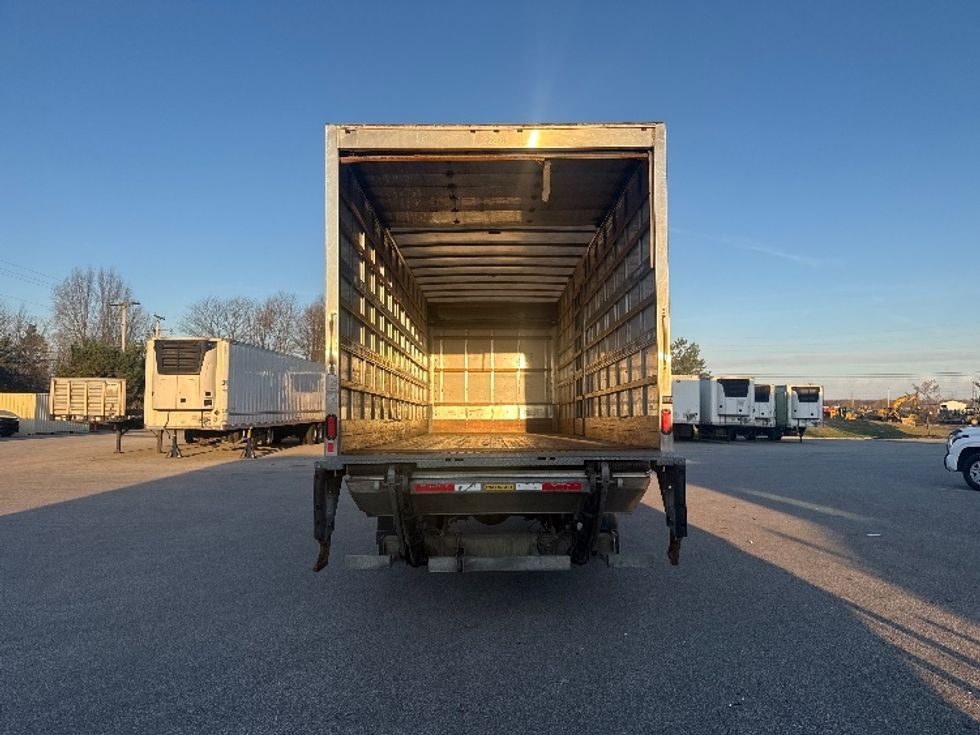 Medium Duty Box Truck-Light and Medium Duty Trucks-Hino-2019-268-Akron-OH-166,608\n\t\tmiles-$ 53,750 - Image 8