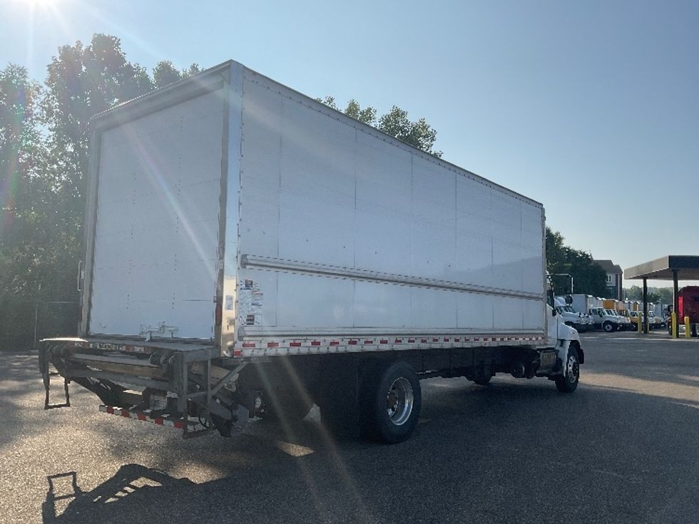 Medium Duty Box Truck-Light and Medium Duty Trucks-Hino-2019-268-Akron-OH-242,969\n\t\tmiles-$ 39,750 - Image 13