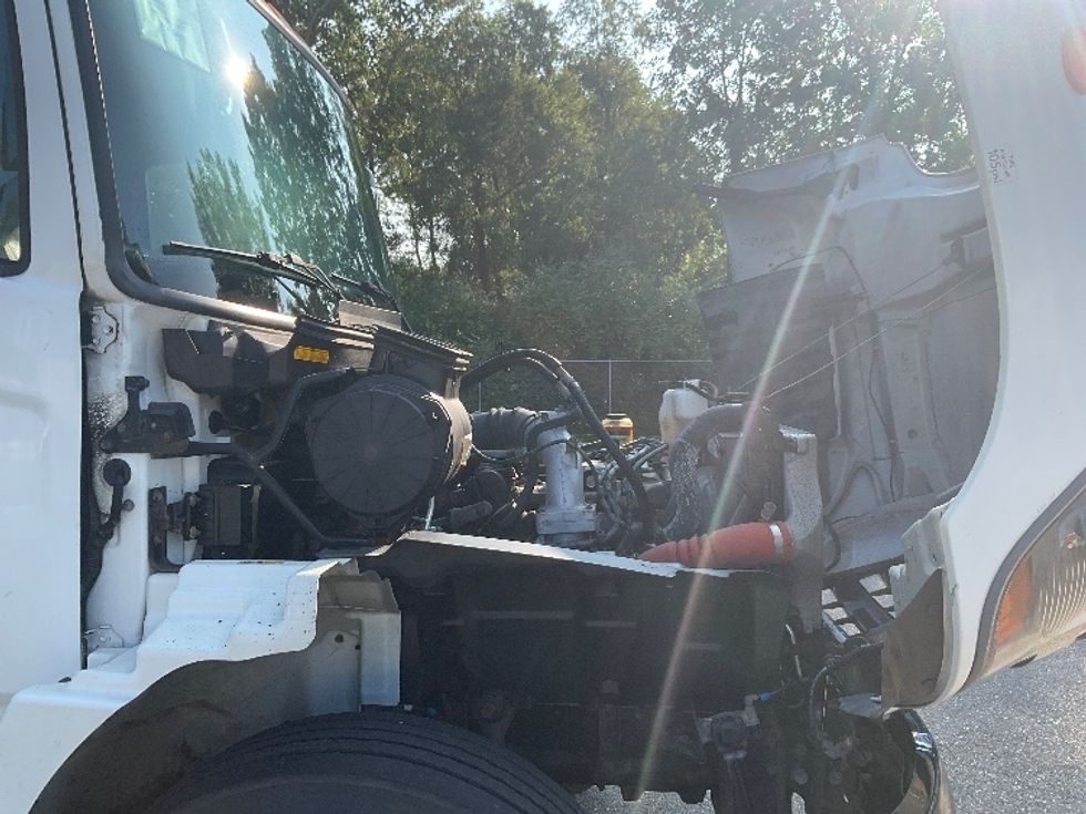 Medium Duty Box Truck-Light and Medium Duty Trucks-Hino-2019-268-Akron-OH-242,969\n\t\tmiles-$ 39,750 - Image 23