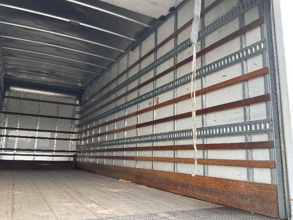 Medium Duty Box Truck-Light and Medium Duty Trucks-Hino-2019-268-Albuquerque-NM-223,246\n\t\tmiles-$ 43,750 - Image 12