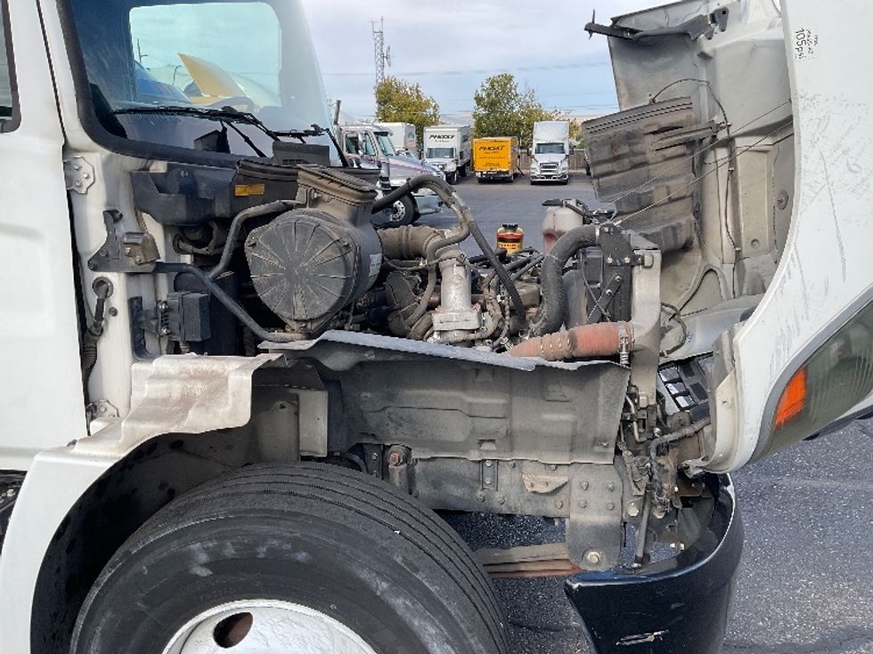 Medium Duty Box Truck-Light and Medium Duty Trucks-Hino-2019-268-Albuquerque-NM-223,246\n\t\tmiles-$ 43,750 - Image 22