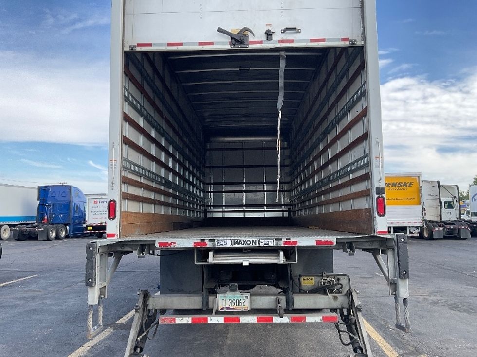 Medium Duty Box Truck-Light and Medium Duty Trucks-Hino-2019-268-Albuquerque-NM-223,246\n\t\tmiles-$ 43,750 - Image 8