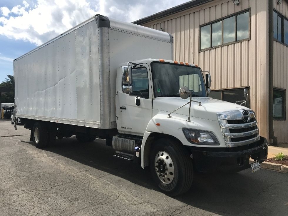 Medium Duty Box Truck-Light and Medium Duty Trucks-Hino-2019-268-Alexandria-VA-102,953\n\t\tmiles-$ 60,250 - Image 1