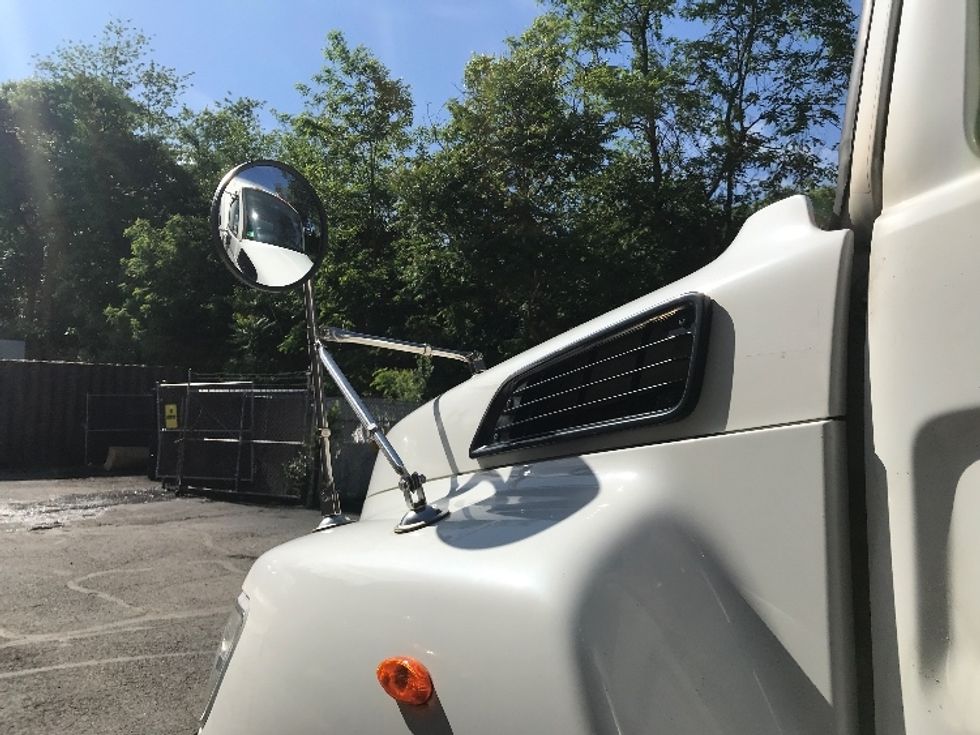 Medium Duty Box Truck-Light and Medium Duty Trucks-Hino-2019-268-Alexandria-VA-102,953\n\t\tmiles-$ 60,250 - Image 25