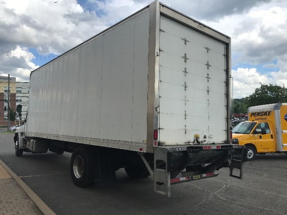 Medium Duty Box Truck-Light and Medium Duty Trucks-Hino-2019-268-Alexandria-VA-102,953\n\t\tmiles-$ 60,250 - Image 5