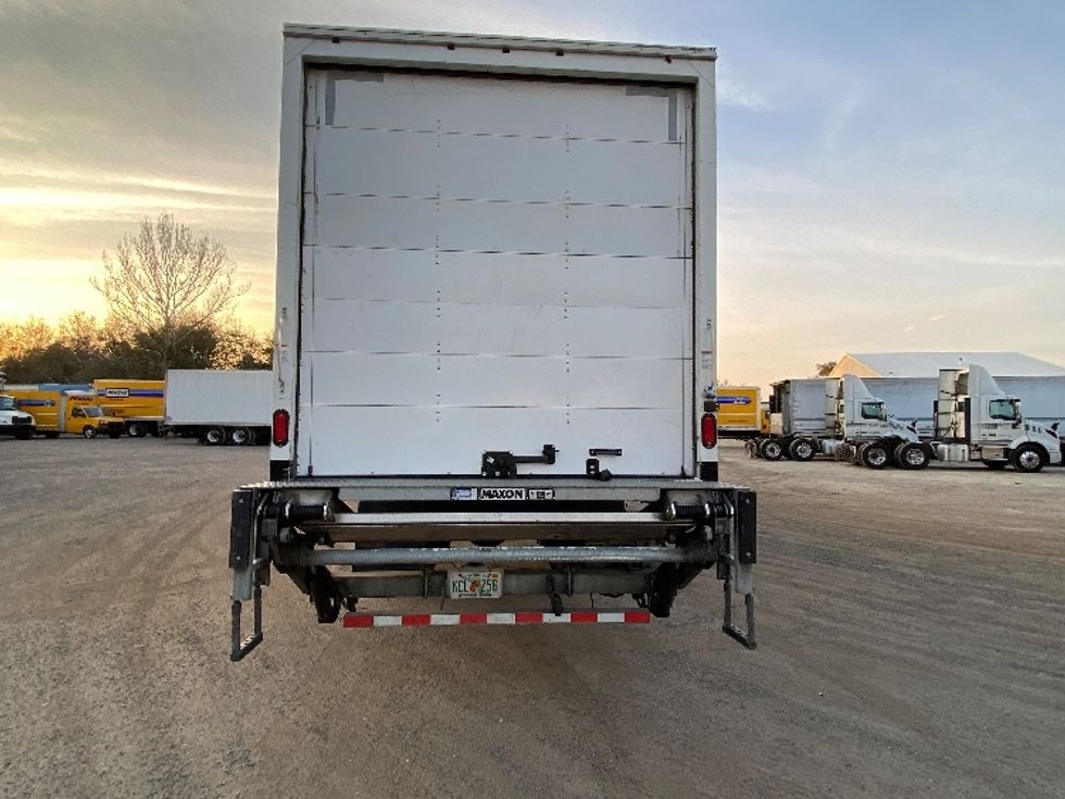 Medium Duty Box Truck-Light and Medium Duty Trucks-Hino-2019-268-Apopka-FL-254,826\n\t\tmiles-$ 37,000 - Image 7
