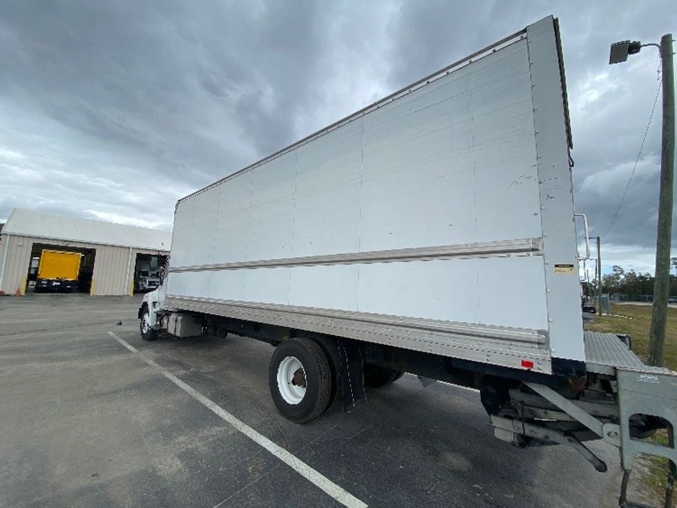 Medium Duty Box Truck-Light and Medium Duty Trucks-Hino-2019-268-Apopka-FL-261,924\n\t\tmiles-$ 36,750 - Image 6