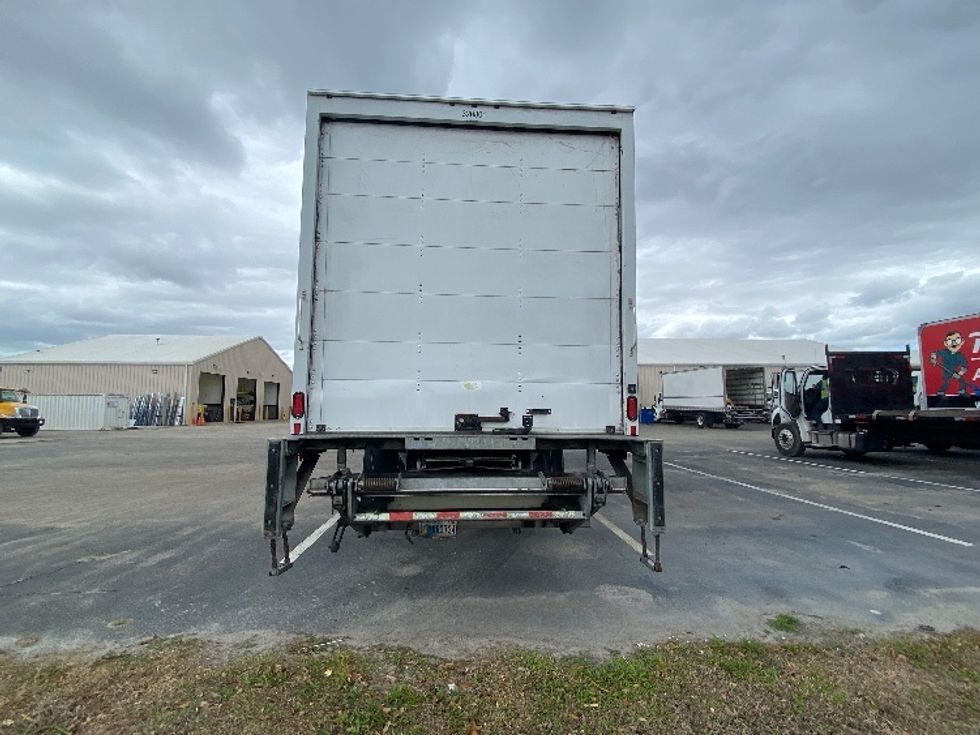 Medium Duty Box Truck-Light and Medium Duty Trucks-Hino-2019-268-Apopka-FL-261,924\n\t\tmiles-$ 36,750 - Image 7