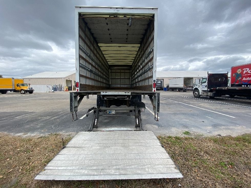 Medium Duty Box Truck-Light and Medium Duty Trucks-Hino-2019-268-Apopka-FL-261,924\n\t\tmiles-$ 36,750 - Image 9