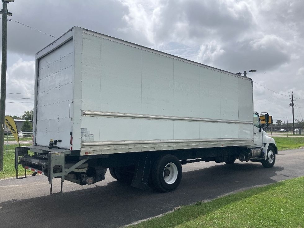 Medium Duty Box Truck-Light and Medium Duty Trucks-Hino-2019-268-Apopka-FL-76,926\n\t\tmiles-$ 63,500 - Image 13