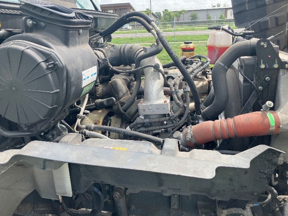 Medium Duty Box Truck-Light and Medium Duty Trucks-Hino-2019-268-Apopka-FL-76,926\n\t\tmiles-$ 63,500 - Image 23