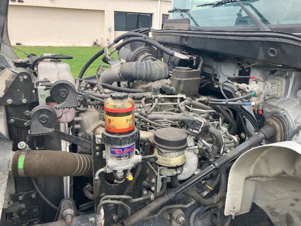 Medium Duty Box Truck-Light and Medium Duty Trucks-Hino-2019-268-Apopka-FL-76,926\n\t\tmiles-$ 63,500 - Image 24