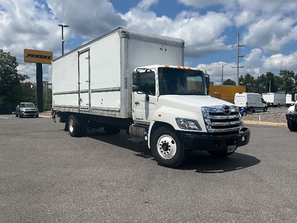 Medium Duty Box Truck-Light and Medium Duty Trucks-Hino-2019-268-Atlanta (Forest Park)-GA-276,825\n\t\tmiles-$ 37,000 - Image 1