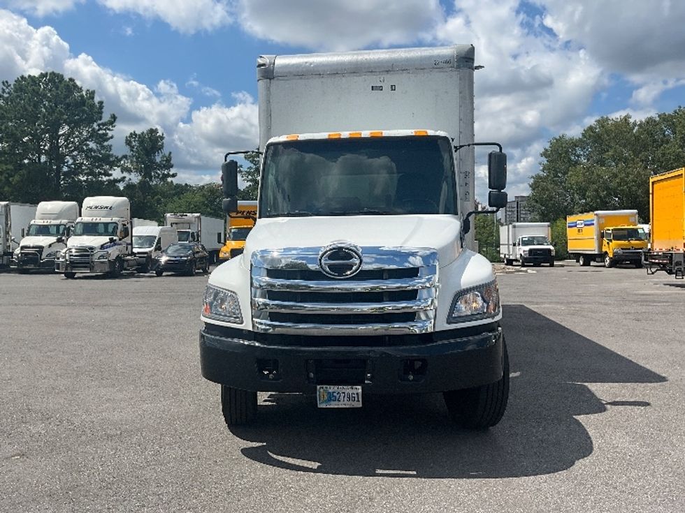 Medium Duty Box Truck-Light and Medium Duty Trucks-Hino-2019-268-Atlanta (Forest Park)-GA-276,825\n\t\tmiles-$ 37,000 - Image 2