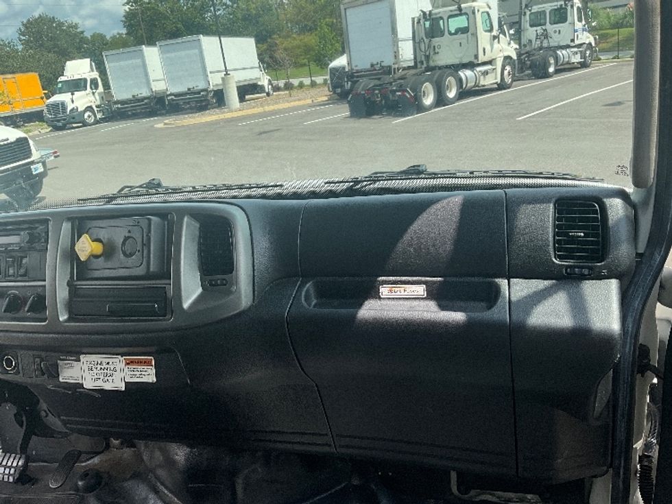 Medium Duty Box Truck-Light and Medium Duty Trucks-Hino-2019-268-Atlanta (Forest Park)-GA-276,825\n\t\tmiles-$ 37,000 - Image 21