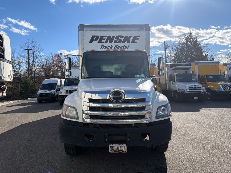 Medium Duty Box Truck-Light and Medium Duty Trucks-Hino-2019-268-Baltimore-MD-176,103\n\t\tmiles-$ 49,500 - Image 2