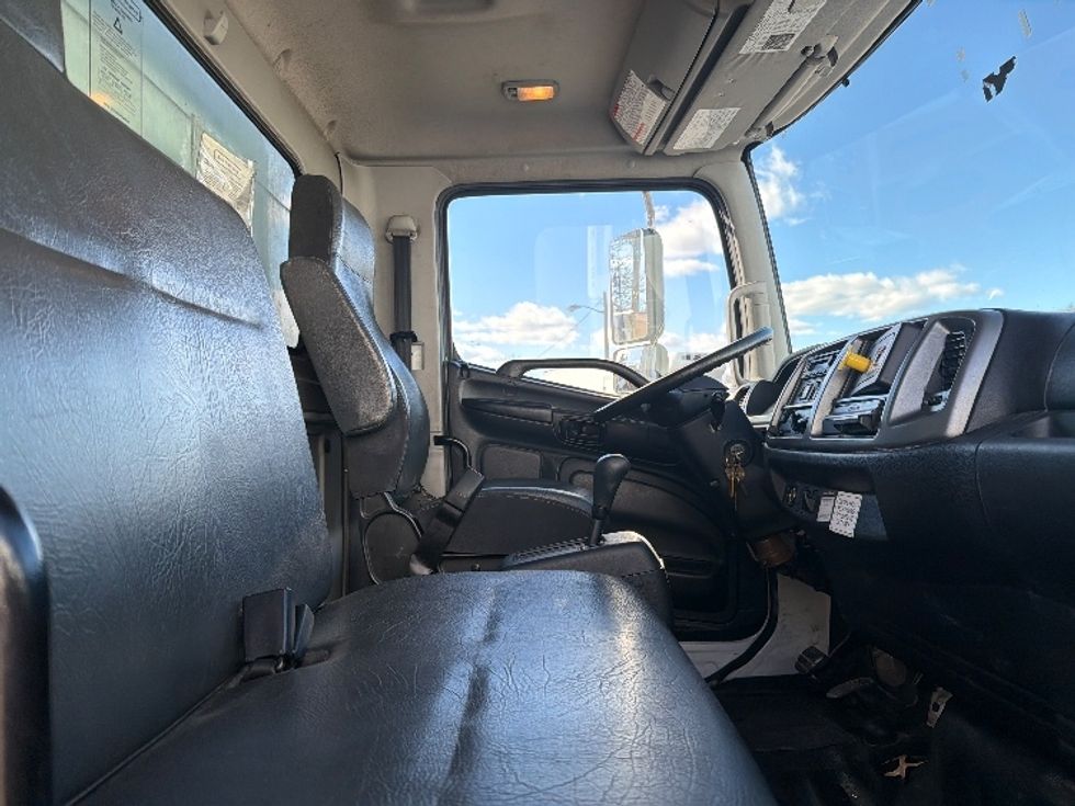 Medium Duty Box Truck-Light and Medium Duty Trucks-Hino-2019-268-Baltimore-MD-176,103\n\t\tmiles-$ 49,500 - Image 22
