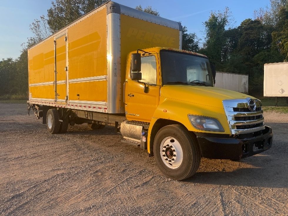 2019 Hino 268 Medium Duty Box Truck