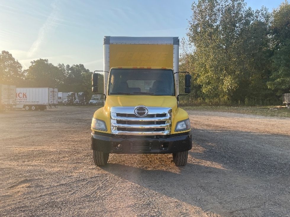 2019 Hino 268 Medium Duty Box Truck