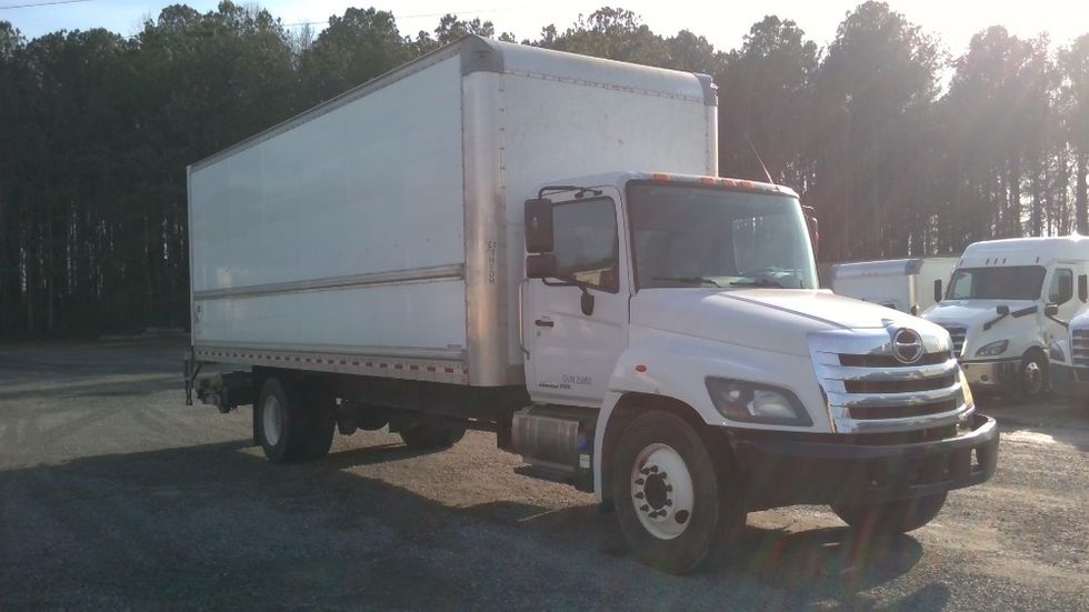 Medium Duty Box Truck-Light and Medium Duty Trucks-Hino-2019-268-Boaz-AL-183,669\n\t\tmiles-$ 52,500 - Image 1