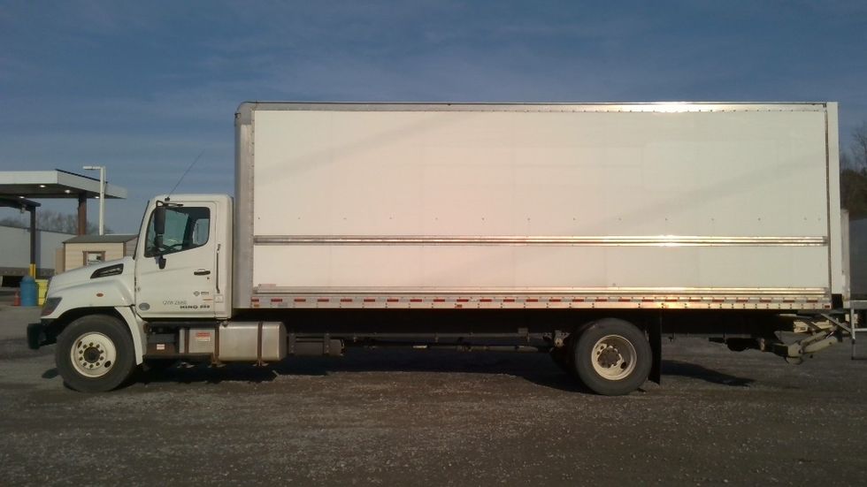 Medium Duty Box Truck-Light and Medium Duty Trucks-Hino-2019-268-Boaz-AL-183,669\n\t\tmiles-$ 52,500 - Image 4