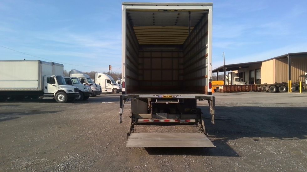 Medium Duty Box Truck-Light and Medium Duty Trucks-Hino-2019-268-Boaz-AL-183,669\n\t\tmiles-$ 52,500 - Image 9